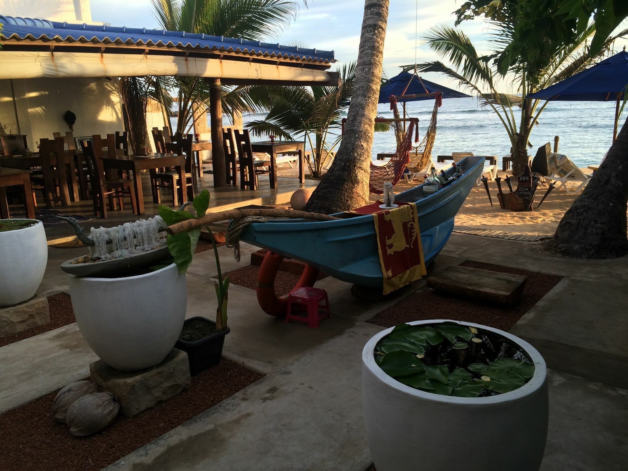 Beach Castle Unawatuna Exterior foto