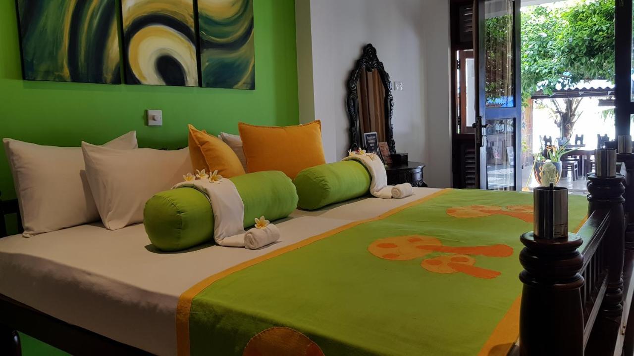 Beach Castle Unawatuna Exterior foto